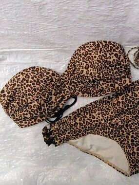 VICTORIA'S SECRET 🤎 Leopard Print 2 Piece Bandeau Bikini